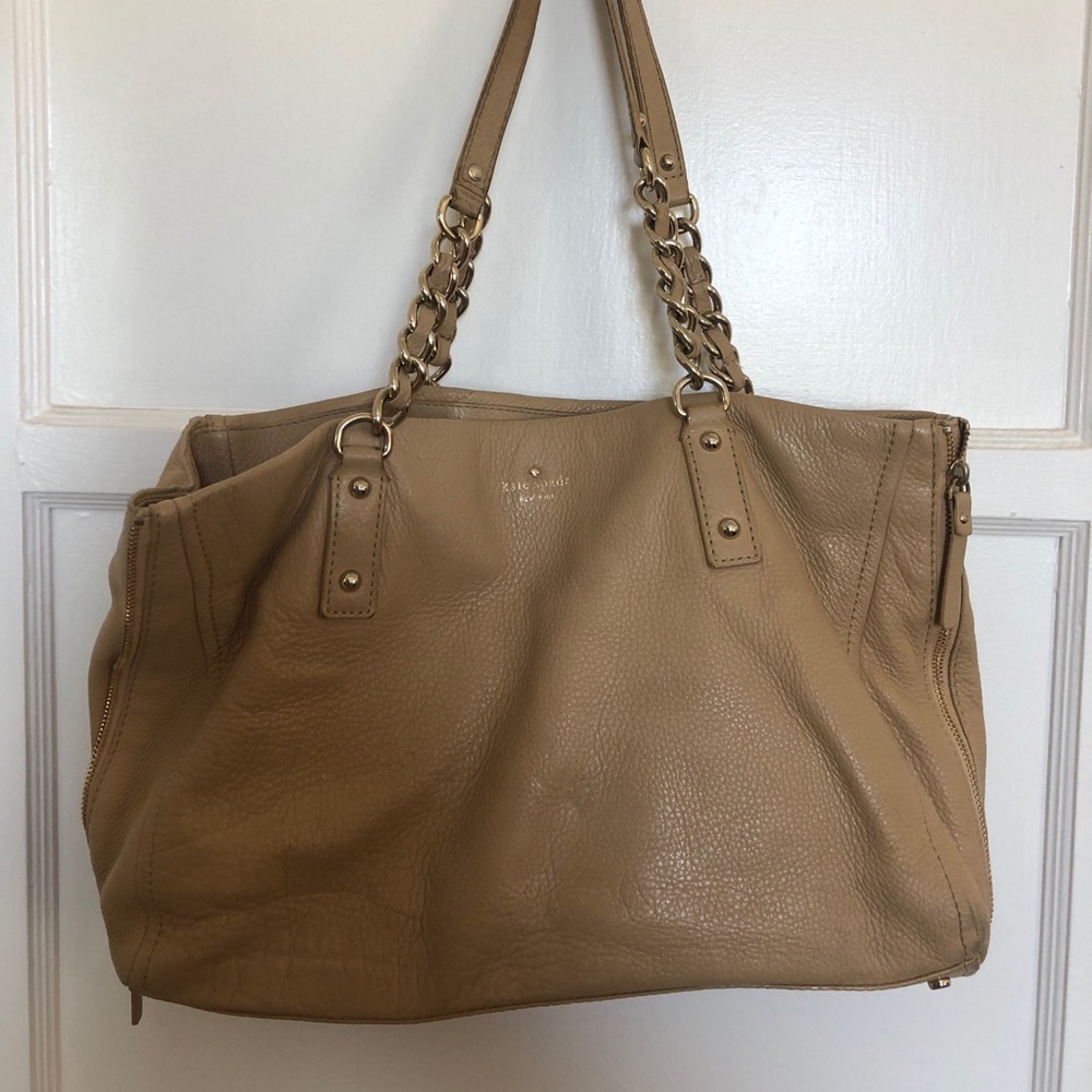 Kate Spade NY cream shoulder bag